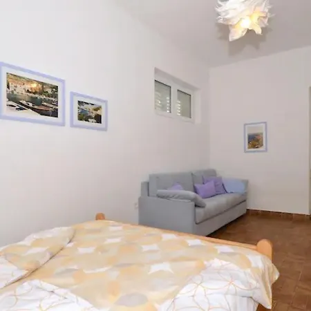 Apartment Bliss *